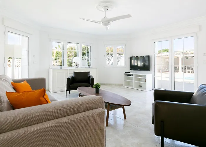 Coral Villa *